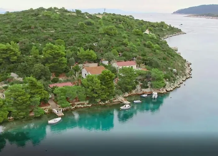 Perina Haven - Island Vis Beachfront