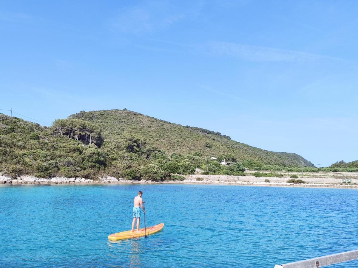 Apartmán Perina Haven - Island Vis Beachfront