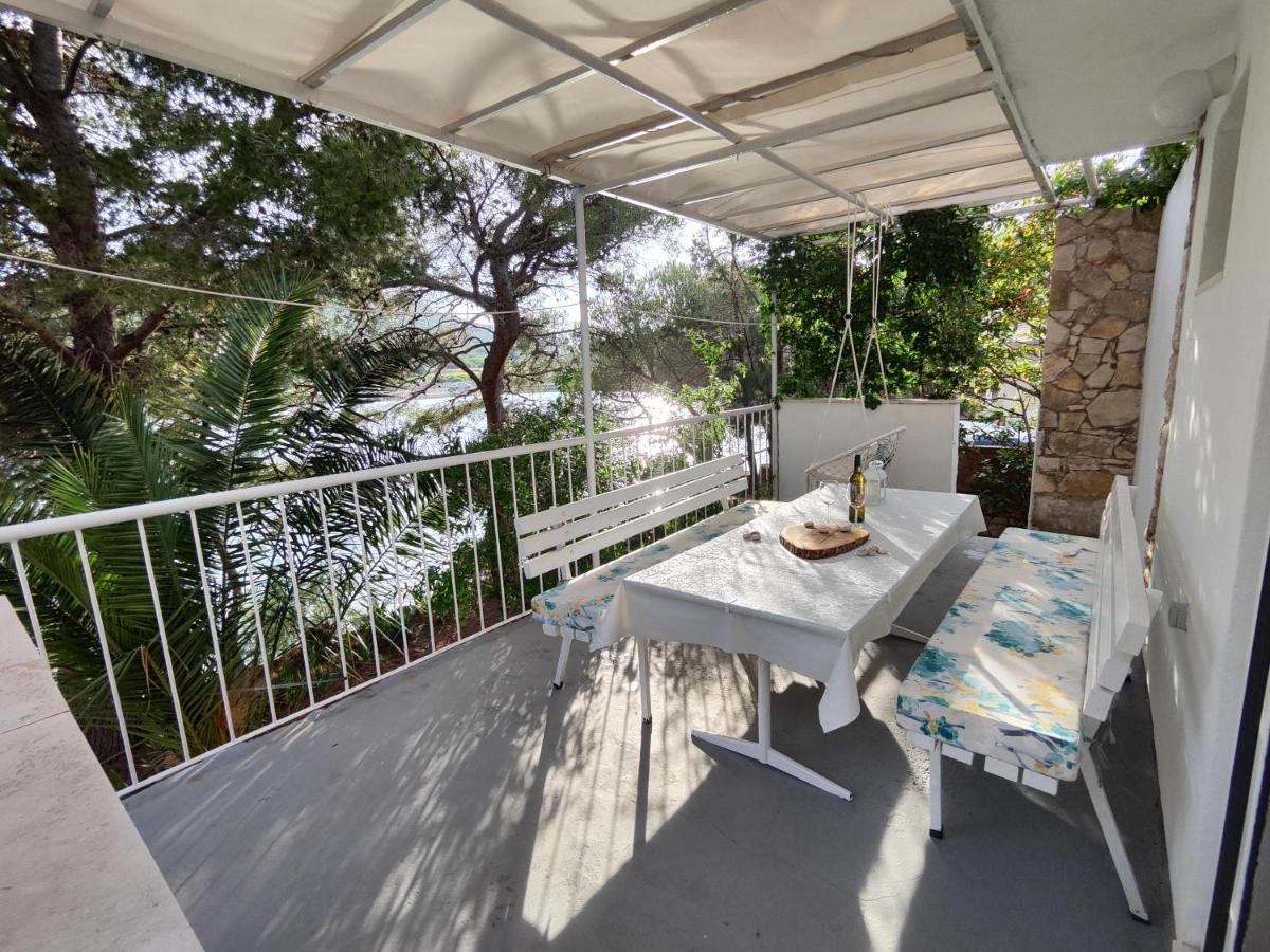 Perina Haven - Island Vis Beachfront * Rogacic