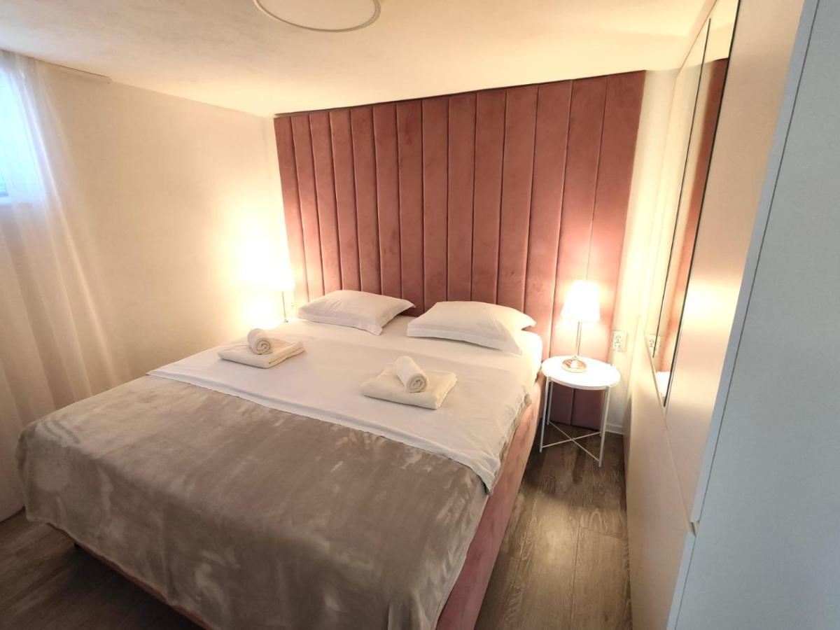 Perina Haven - Island Vis Beachfront *