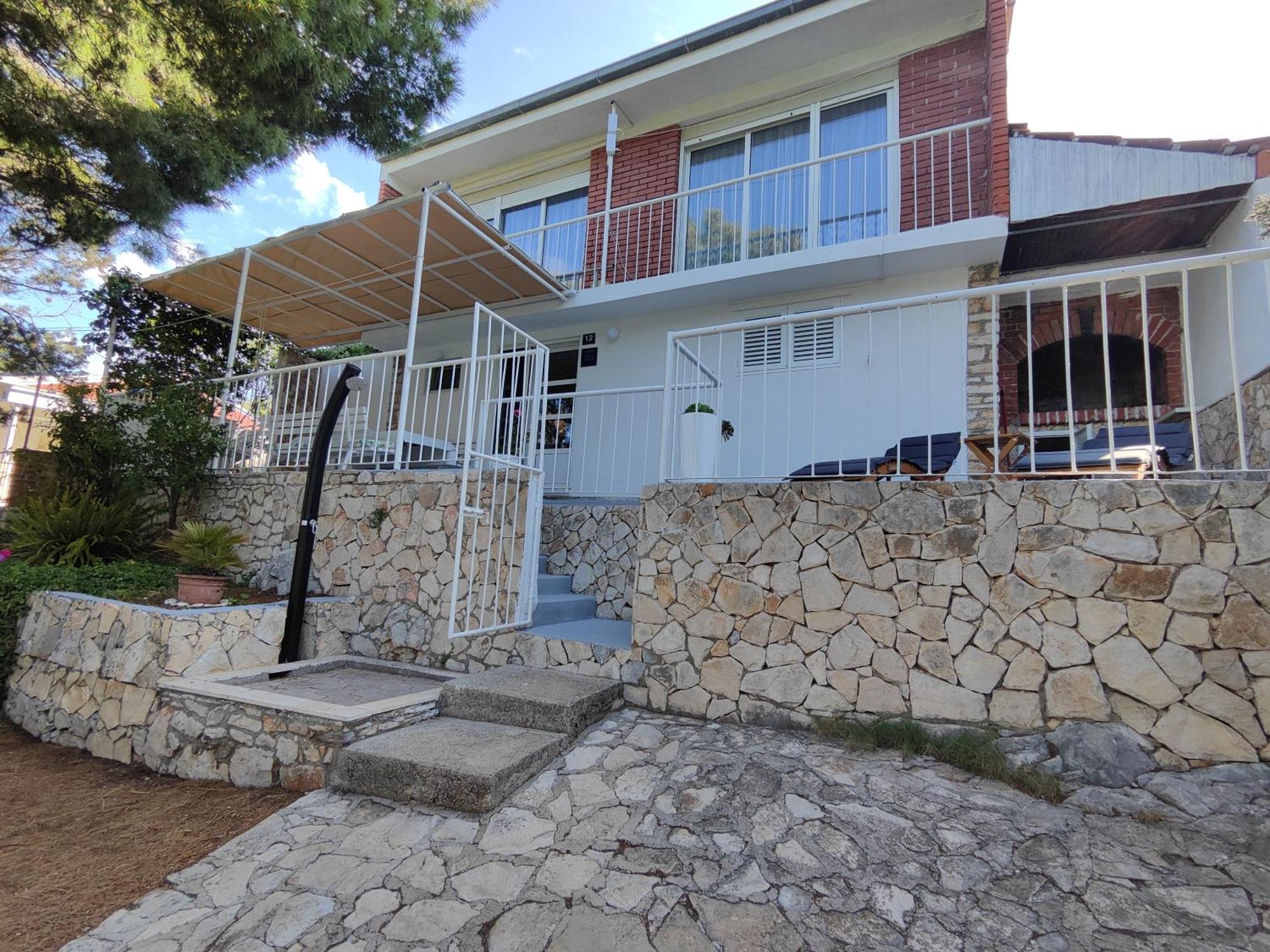 Perina Haven - Island Vis Beachfront * Rogacic